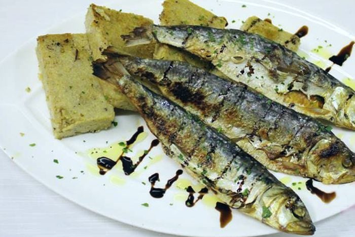 Sarde essiccate con polenta