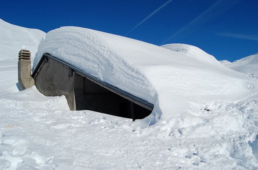 Passeggiate nella neve sulle montagne di Brescia