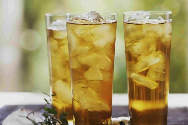 Cocktail alcolico a base di tè