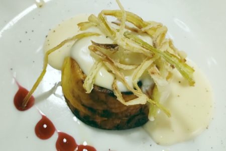 Tortino di patate e porri con fonduta - Centottanta Cantina & Cucina