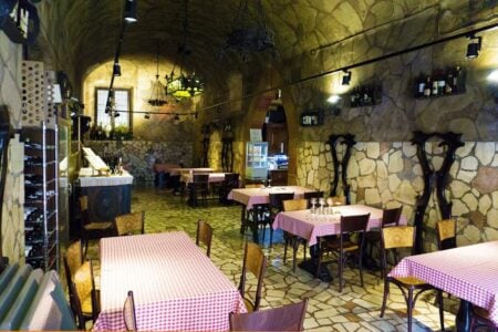 Antica Osteria La Grotta - Interno