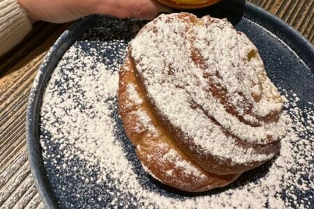 Pizzeria Inedito - Brescia - Torta di rose con zabaione al marsala