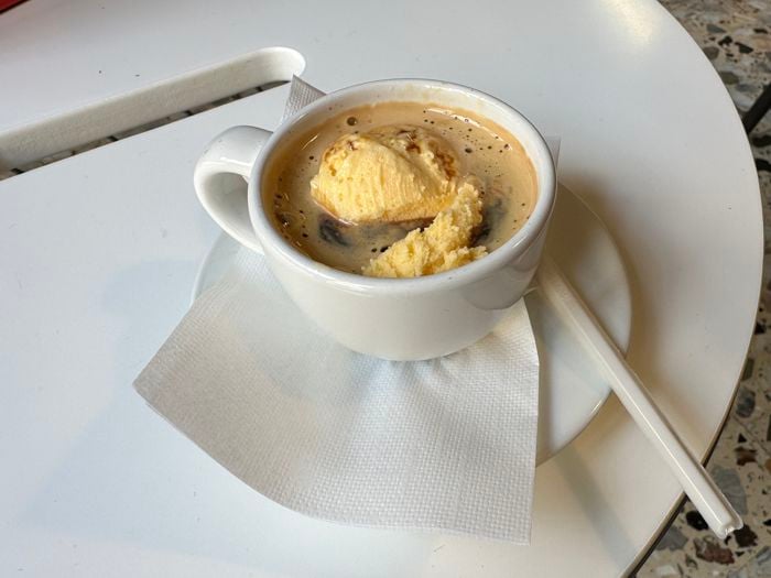 Gelateria Bedont - Brescia - Borgo Trento- Affogato al Caffè con gelato allo zabaione