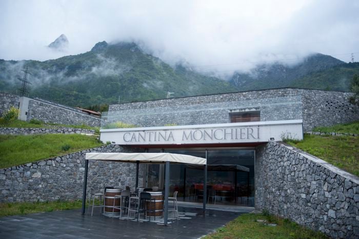 Cantina Monchieri - Losine - Valle Camonica - Esterno