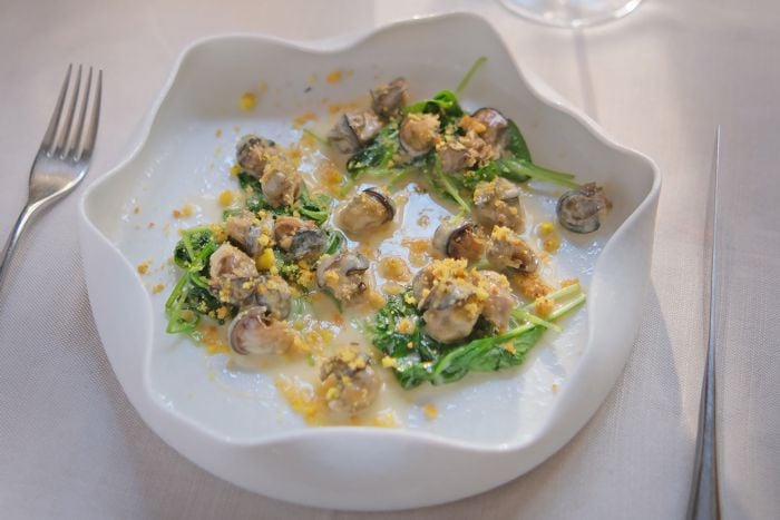 Lumache km0, spinacino, salsa al franciacorta e crumble salato - Hostaria Dolce Vita - Palazzolo