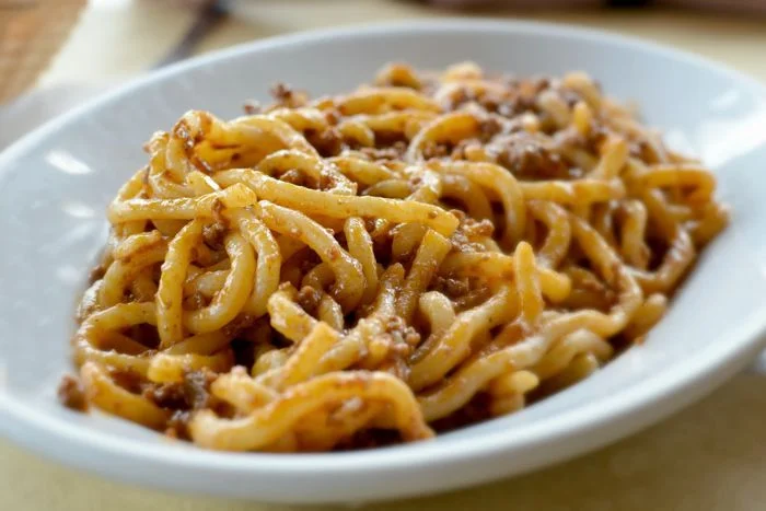 Bigoli al pestom