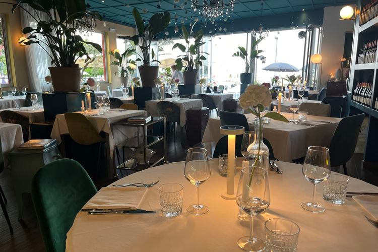 Bistrot Lago Garuti - Padenghe sul Garda - Interno