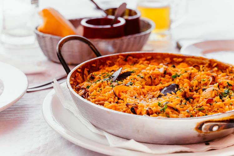 Serata Paella