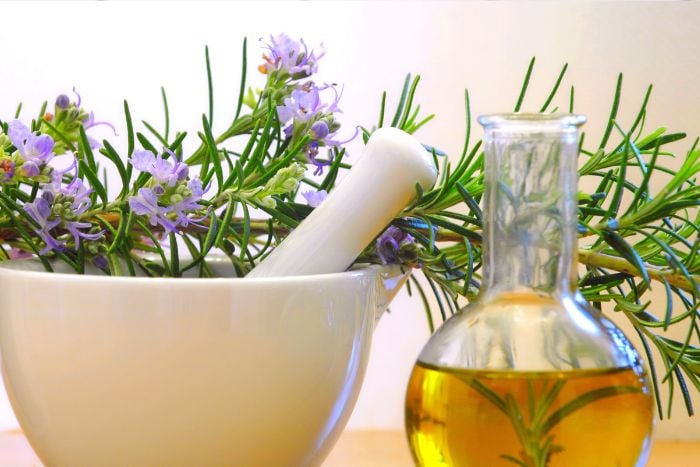 Olio al rosmarino